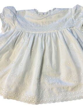 Sylvia White L 70’s Vintage White Eyelet Baby Girl Dress Excellent Condition